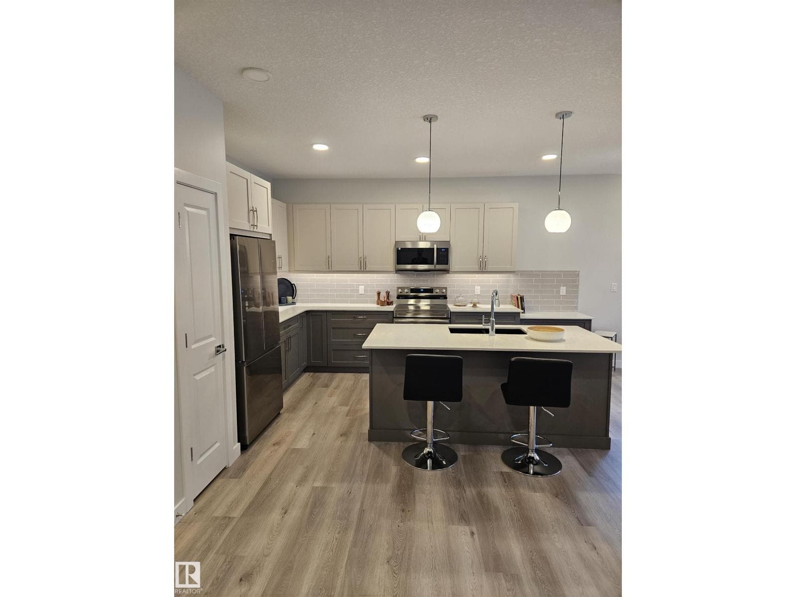 #44 11 DALTON LI — photo 5