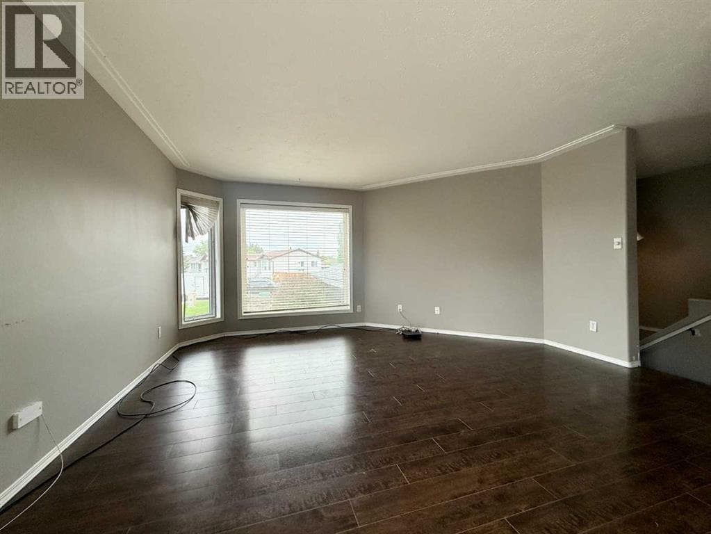 528 16 Street — photo 5