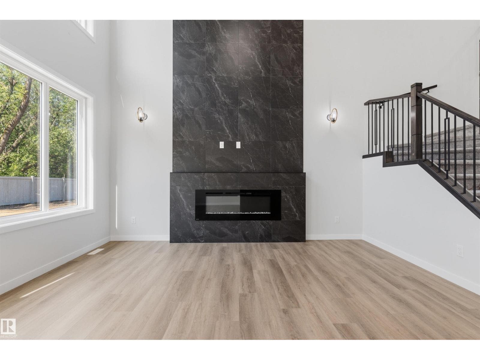 1721 Crossbill LO NW — photo 4
