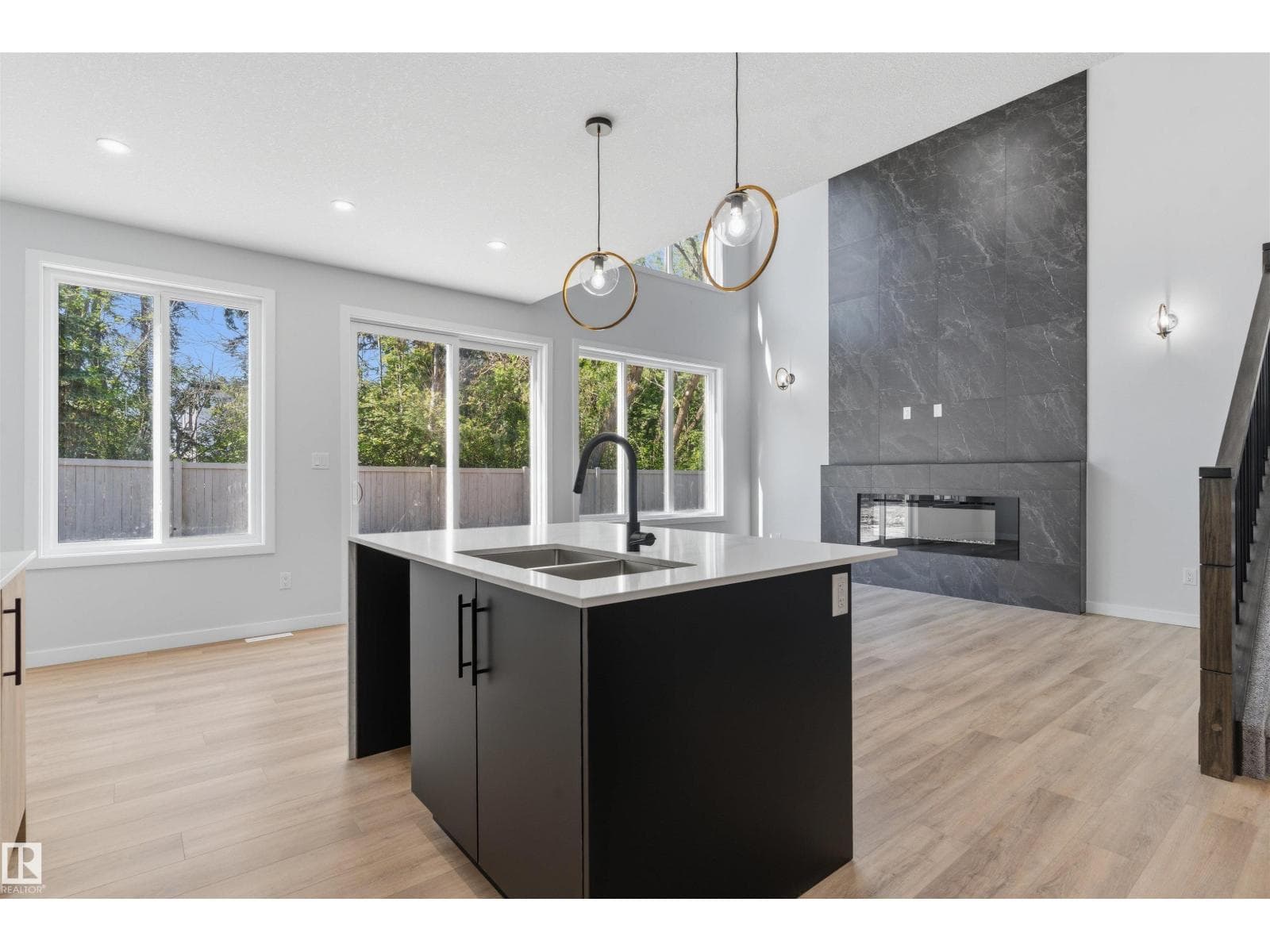 1721 Crossbill LO NW — photo 5