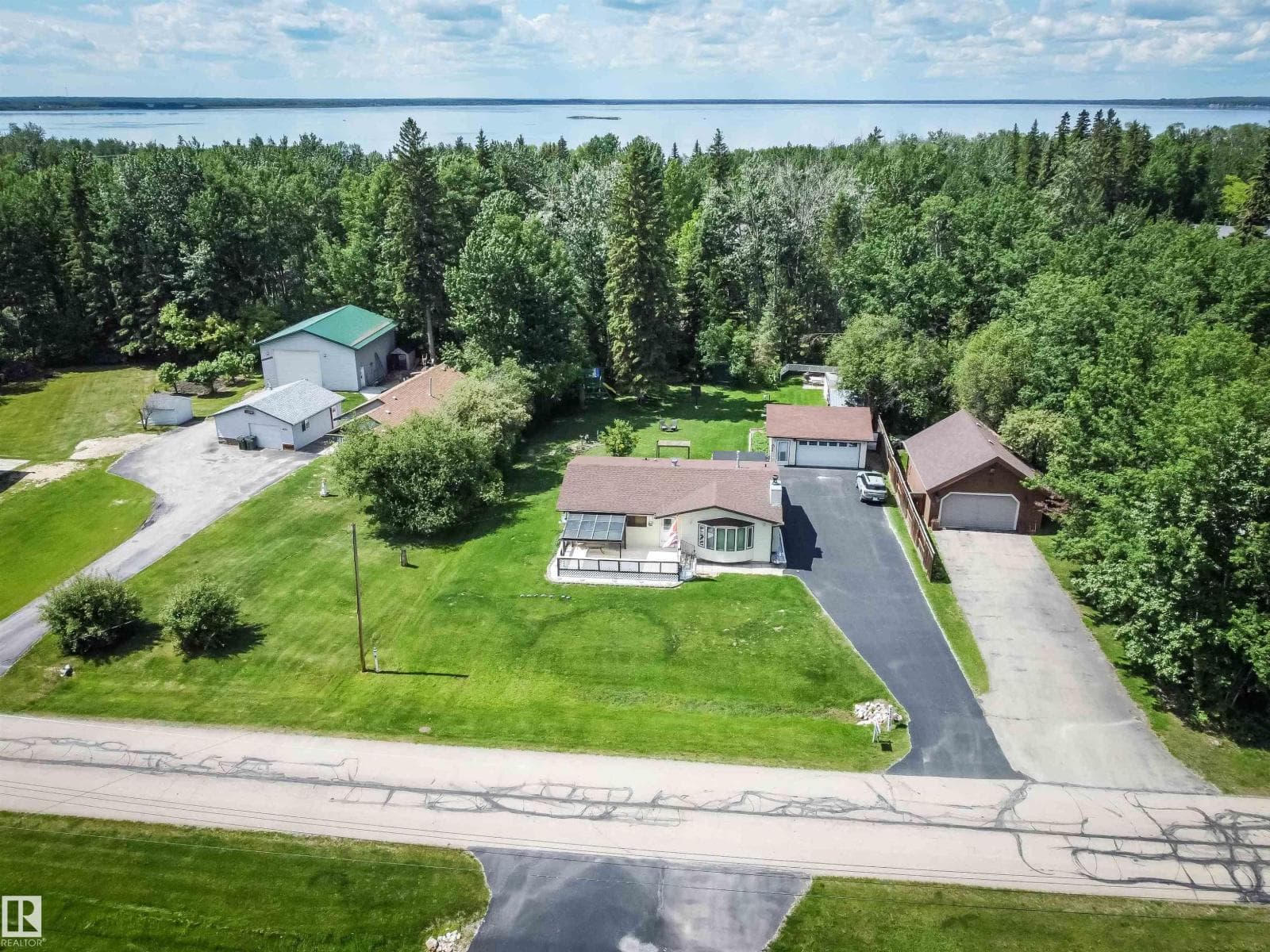 4828 48 ST