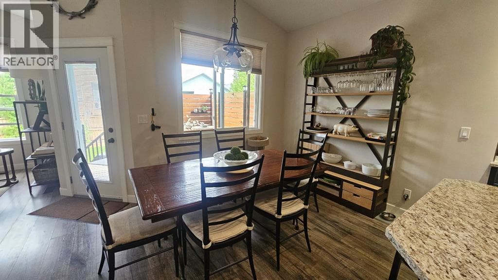 3505 52 Street — photo 4