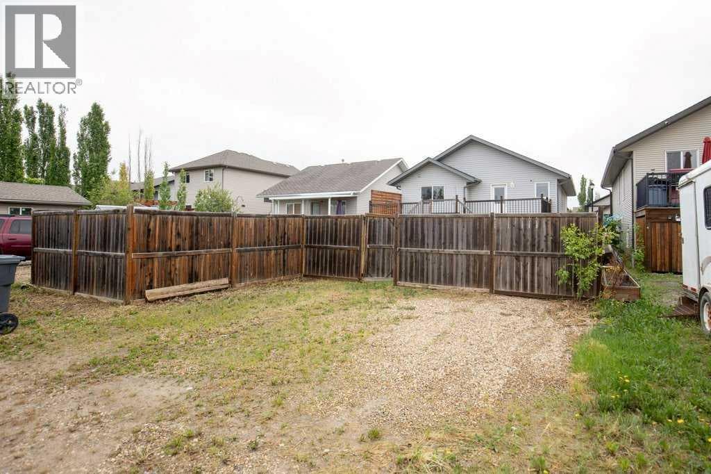 658 Red Oak Close — photo 3