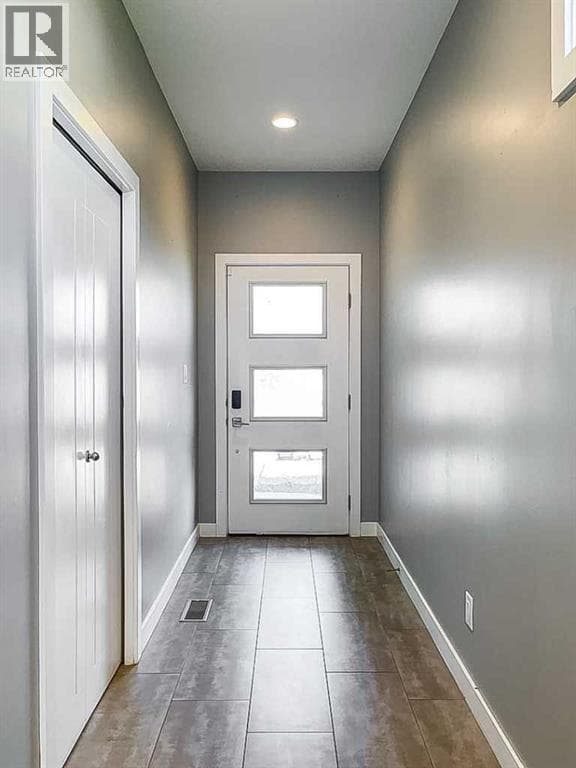 210 Athabasca Avenue — photo 3
