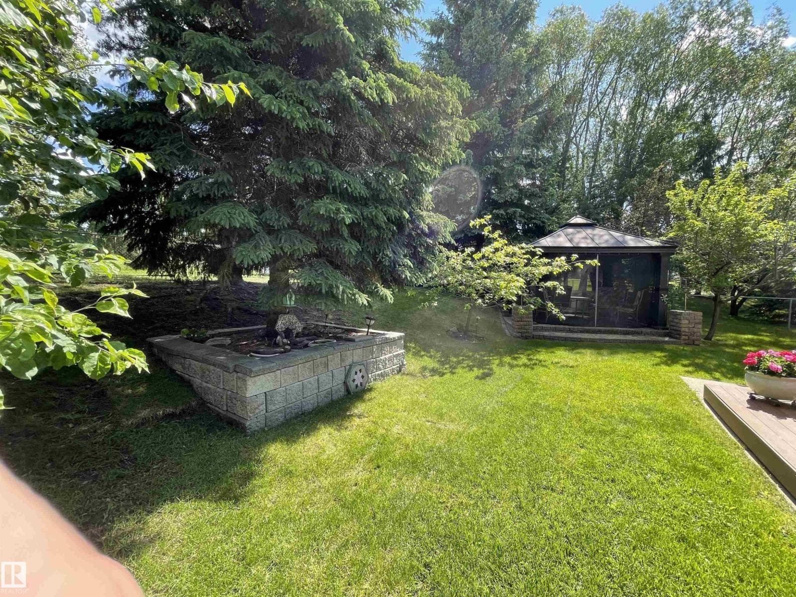 205 Manor CO — photo 4
