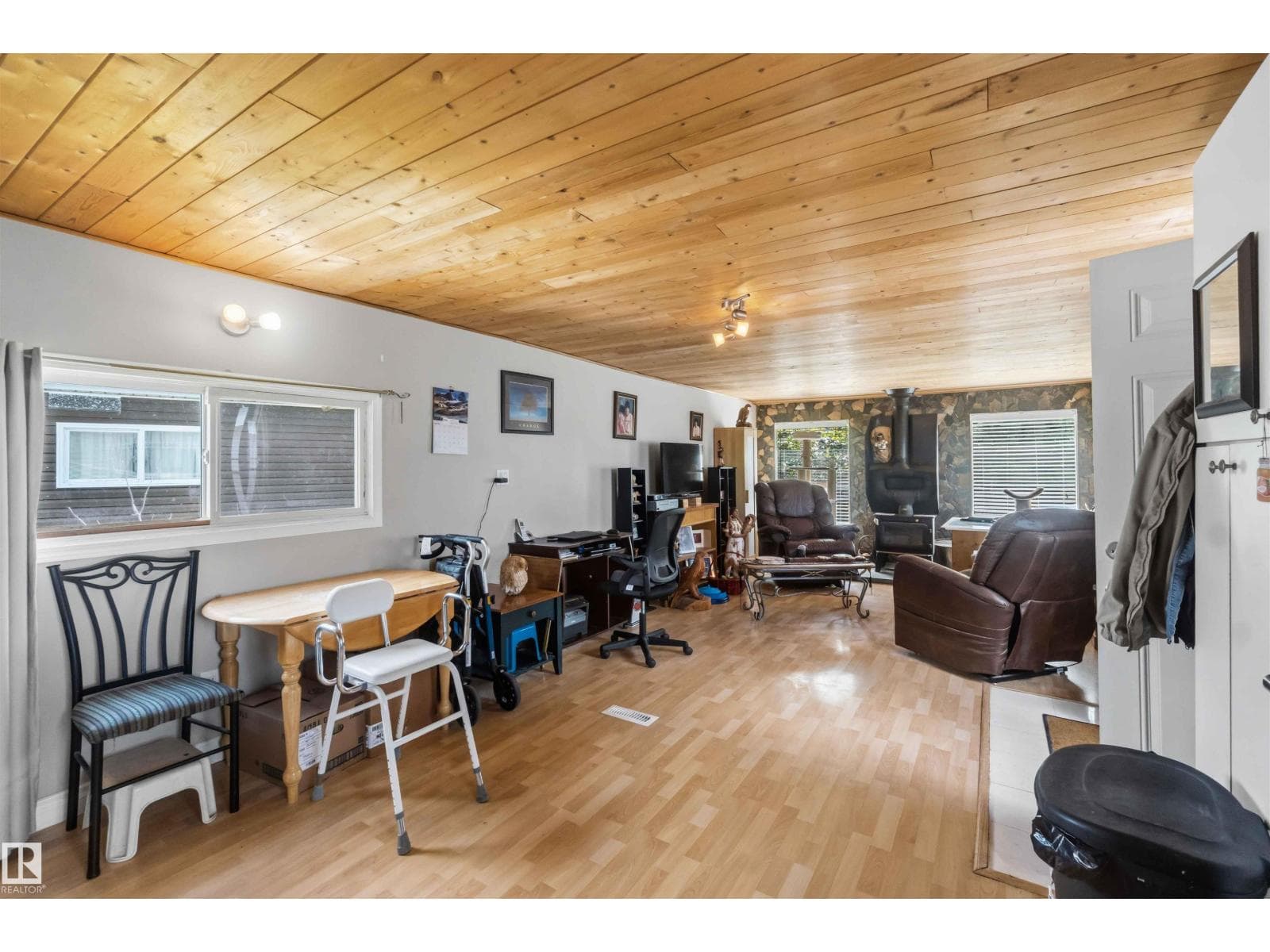 372 Evergreen PA NW NW — photo 5