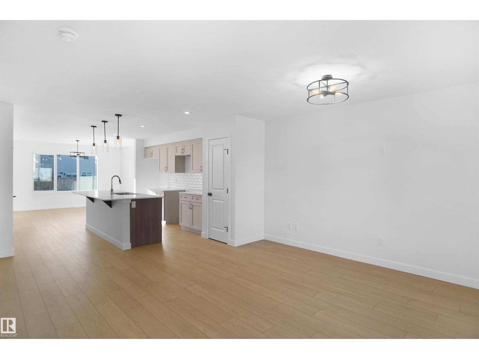 261 Falcon CR — photo 4