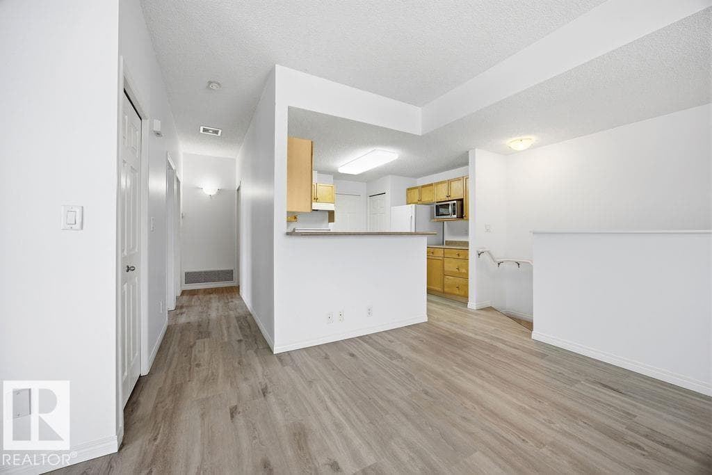 #34 1179 SUMMERSIDE DR SW — photo 5