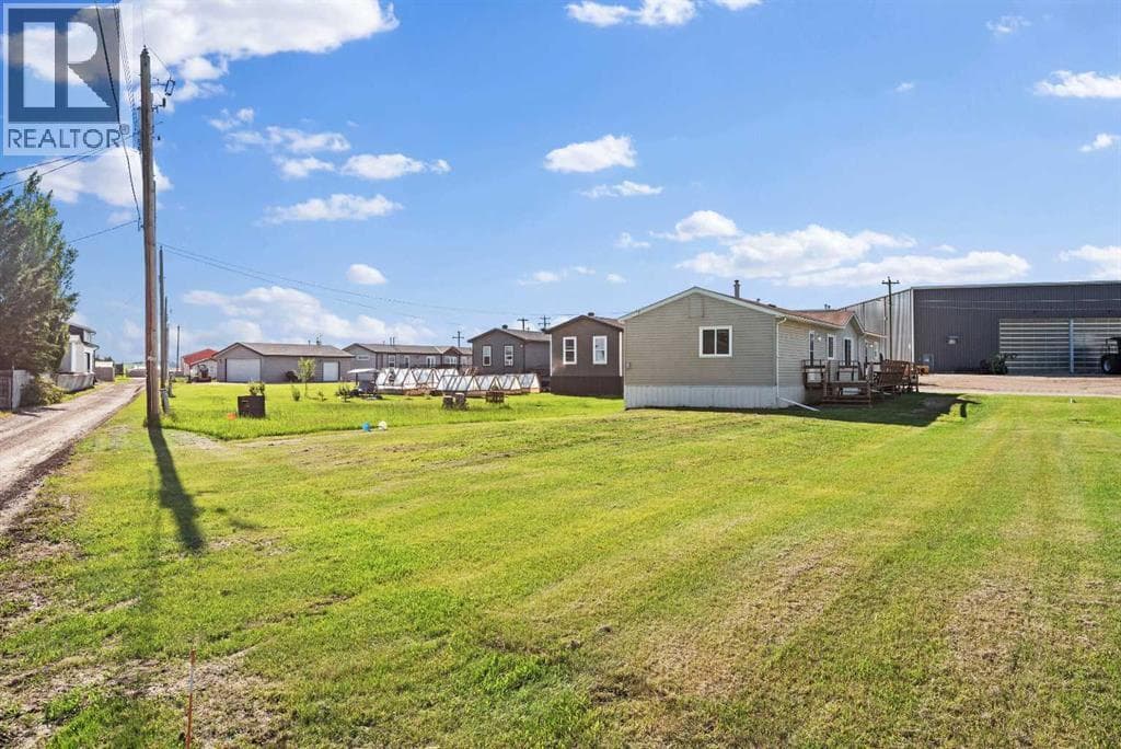 8 Trochu Avenue — photo 3