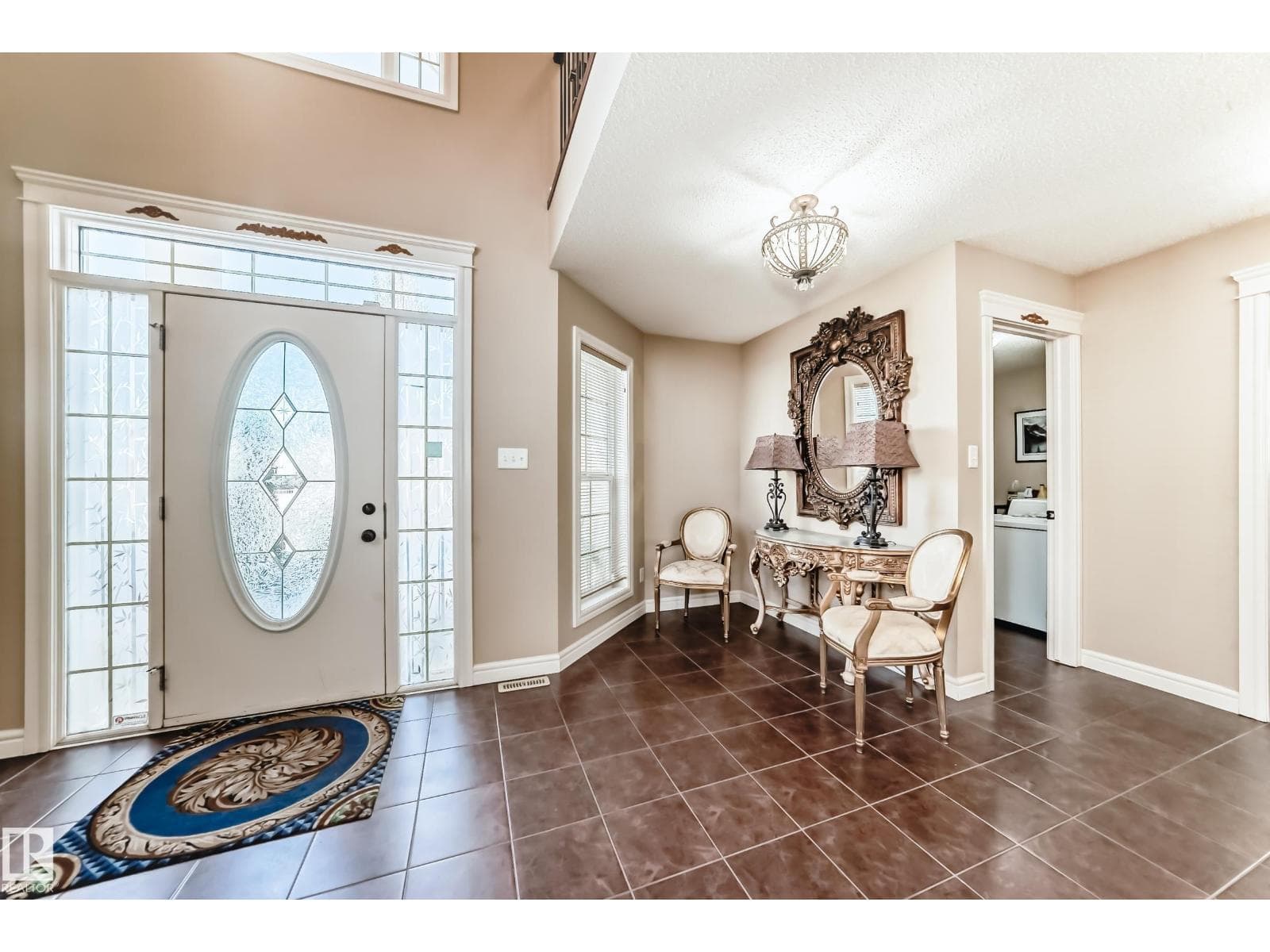 3711 163 AV NW — photo 4