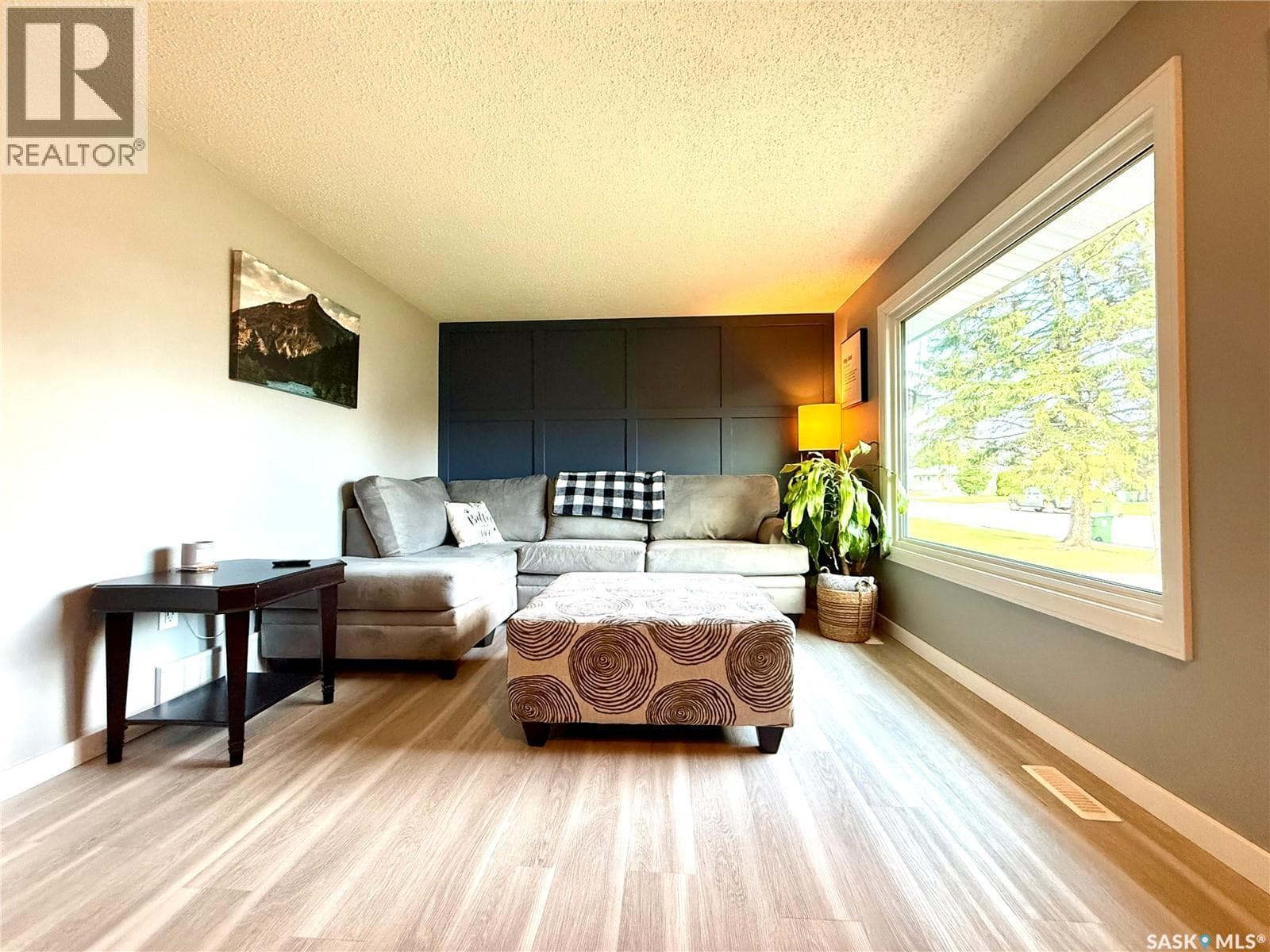 92 Redwood DRIVE — photo 5