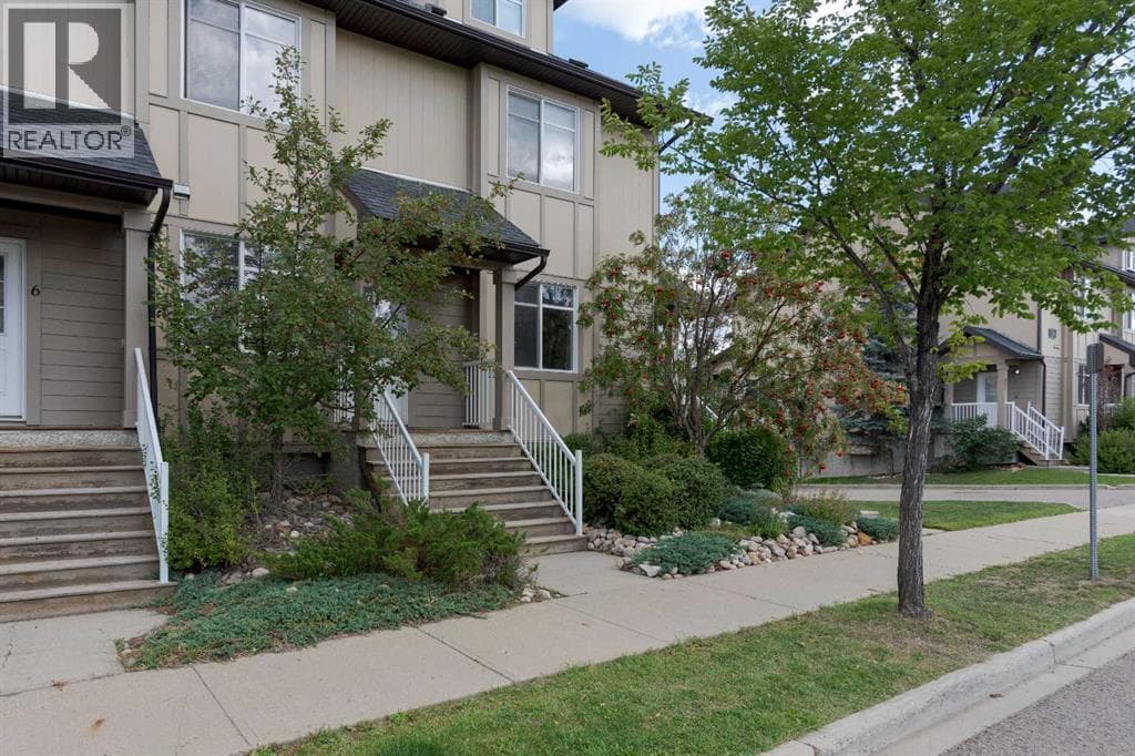 7, 136 Fontaine Crescent