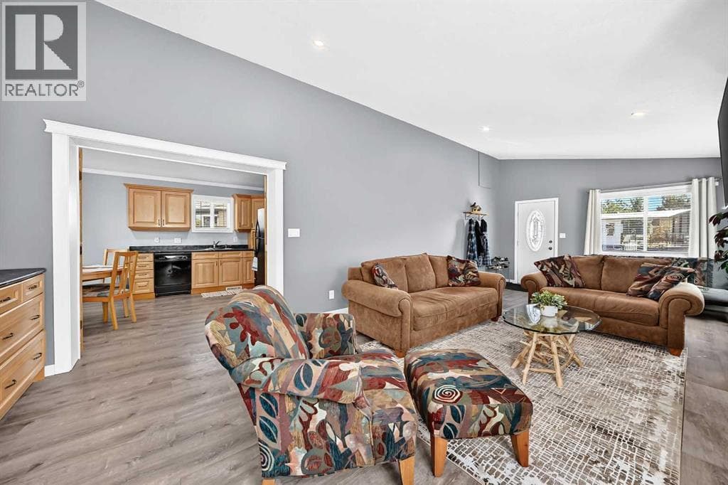3049,  35468 Range Road 30, — photo 4