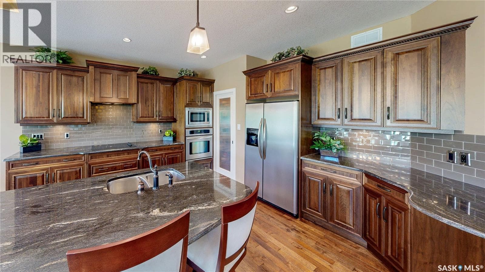 6064 Wascana Court WAY — photo 5