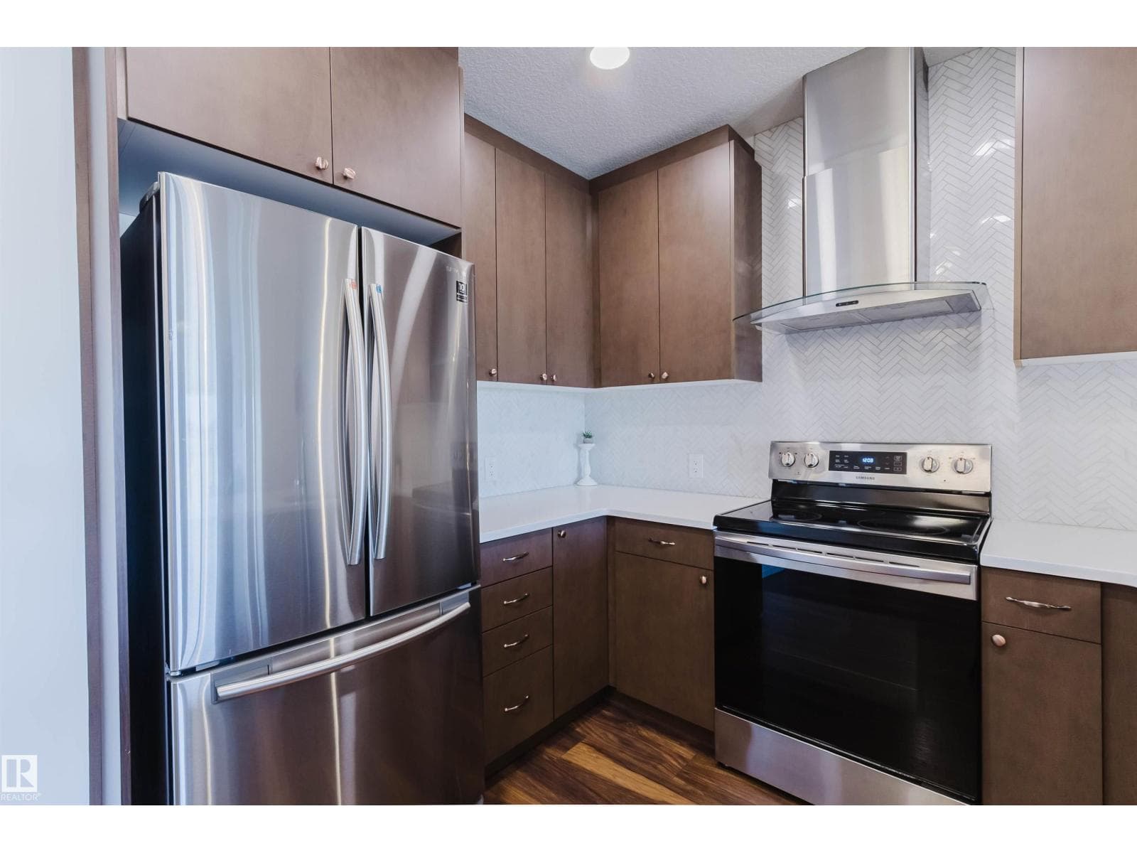 #205 1316 WINDERMERE WY SW — photo 4
