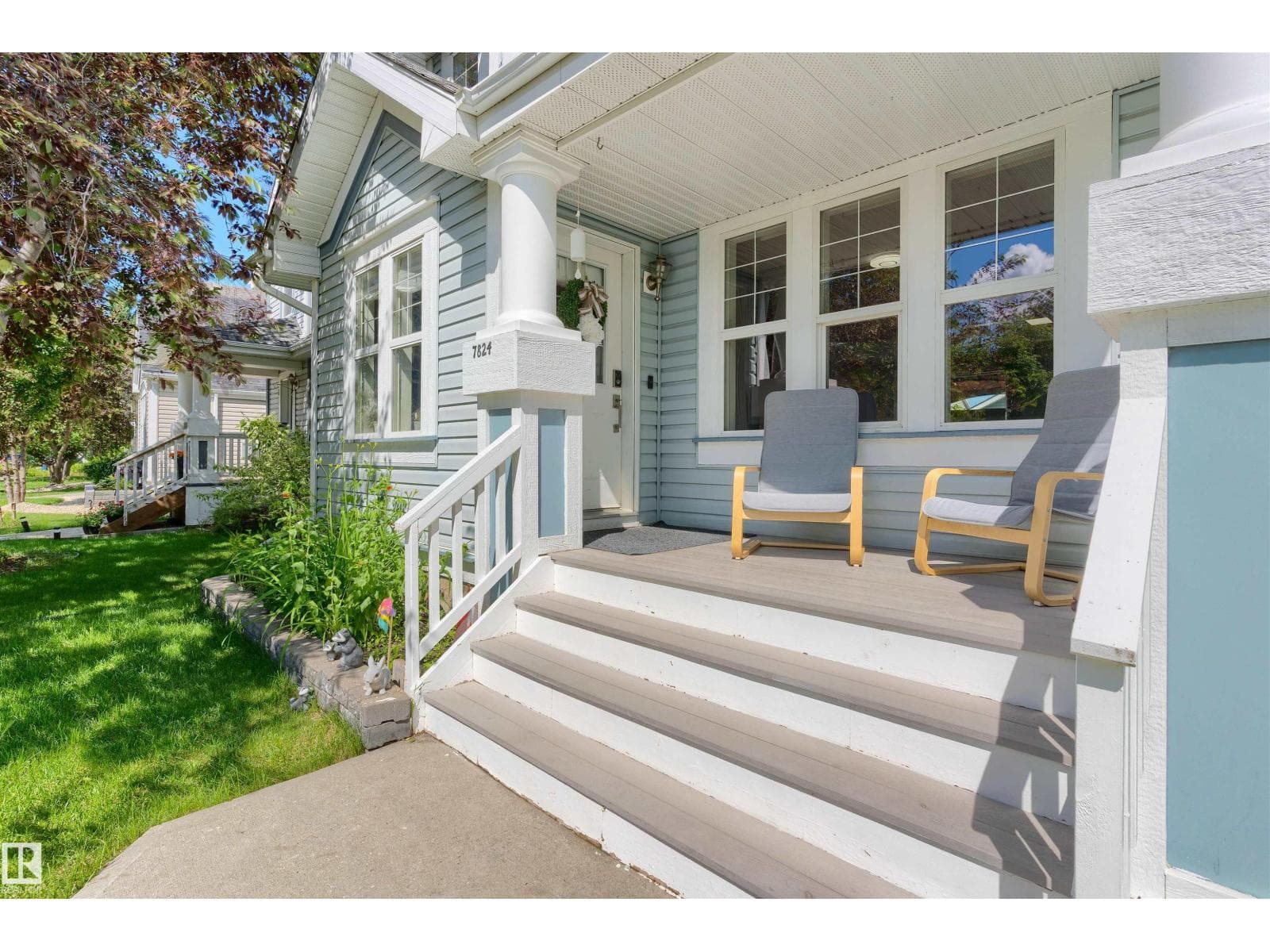 7824 14 AV SW — photo 3