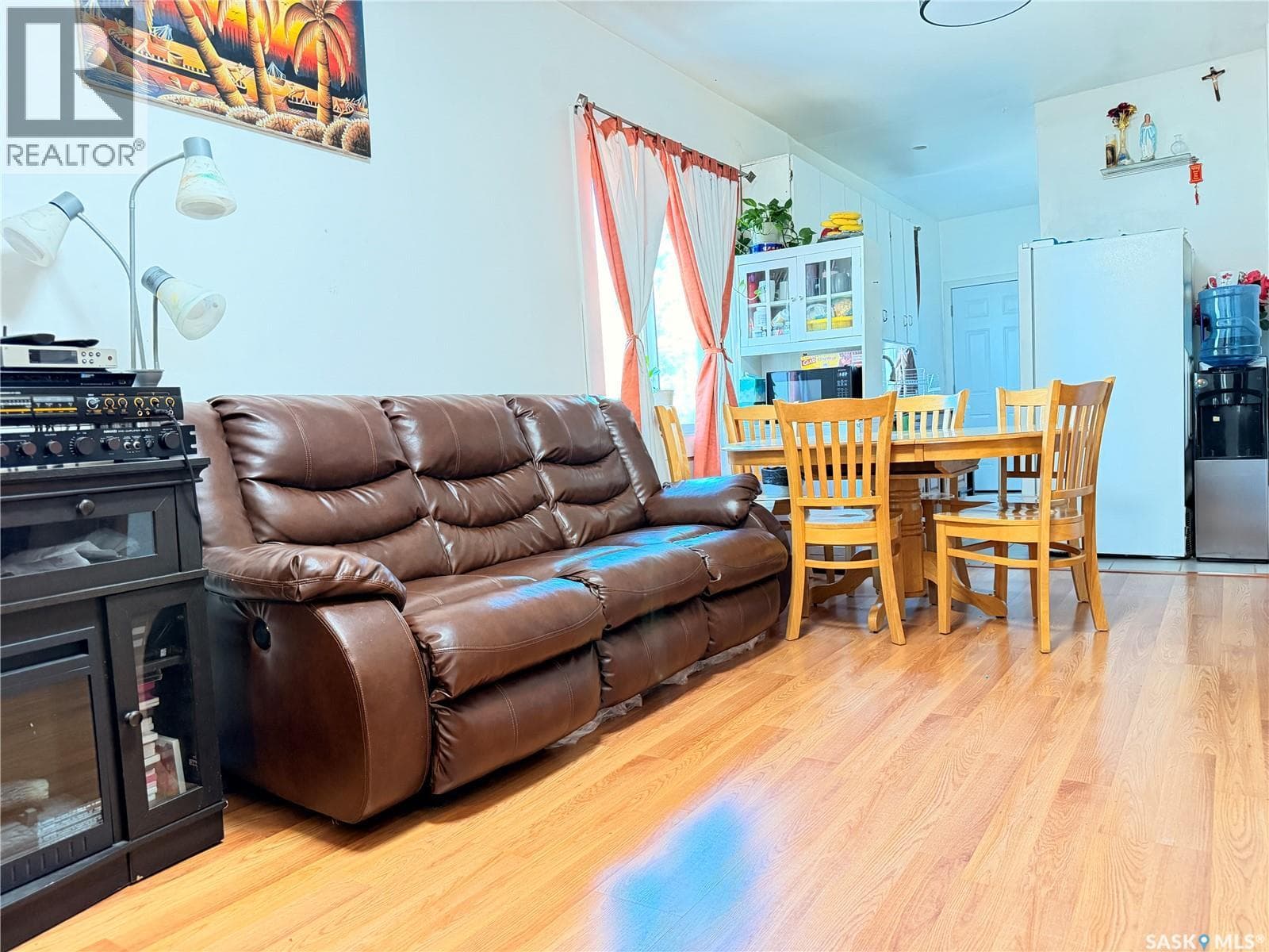 1340 Retallack STREET — photo 3