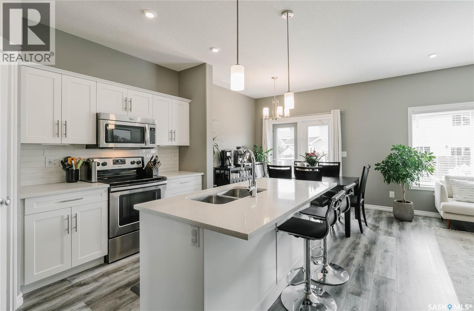 419 Veltkamp CRESCENT — photo 3