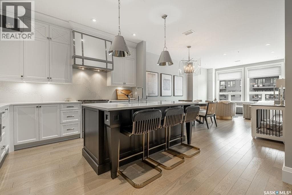 107 404 Cartwright STREET — photo 4