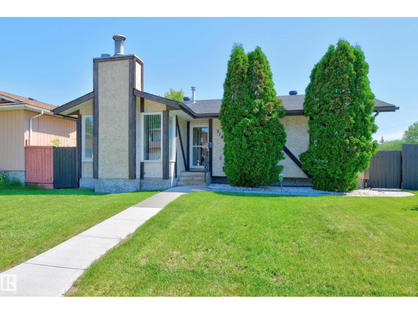 3104 138 AV NW