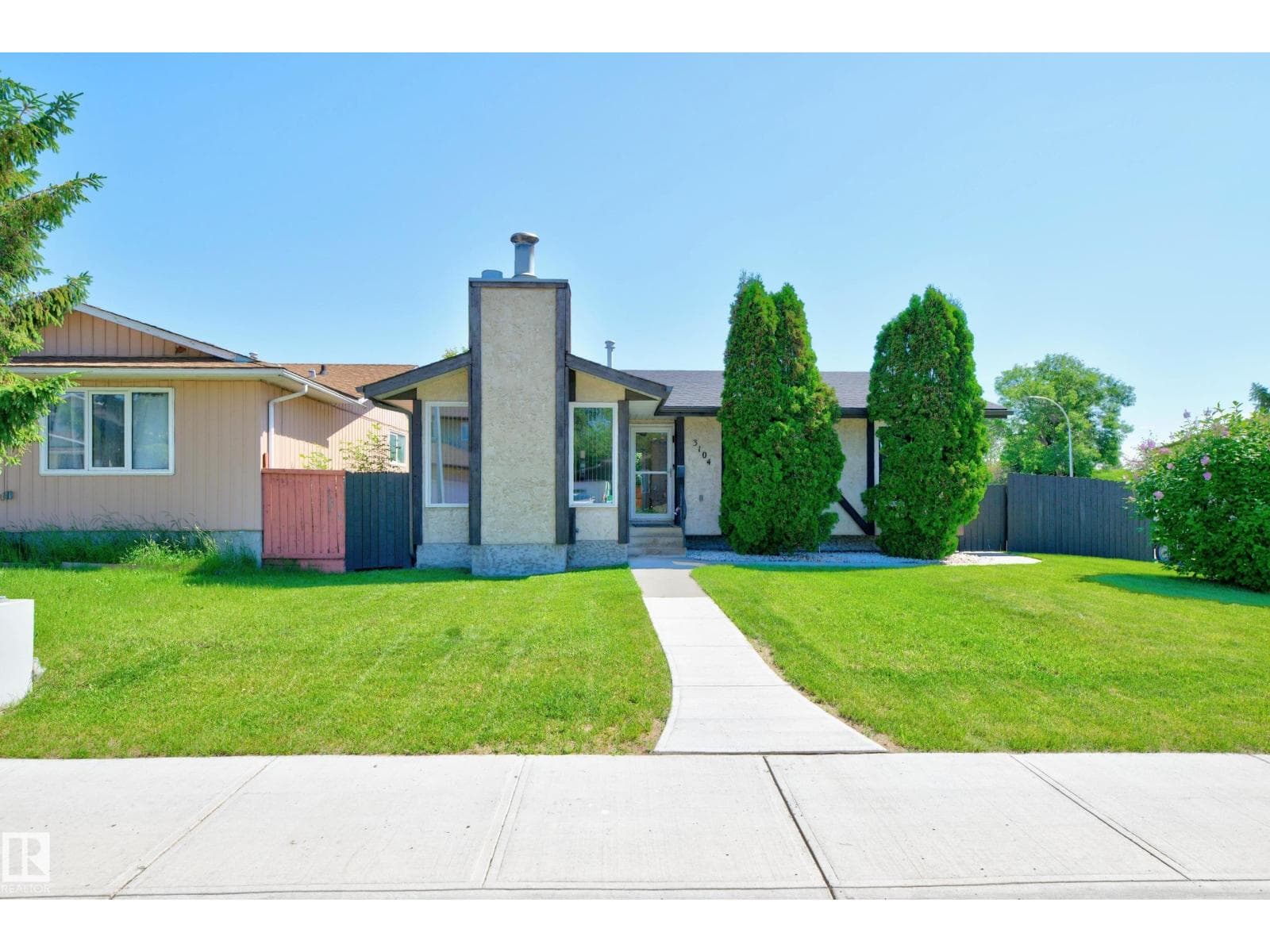 3104 138 AV NW — photo 2