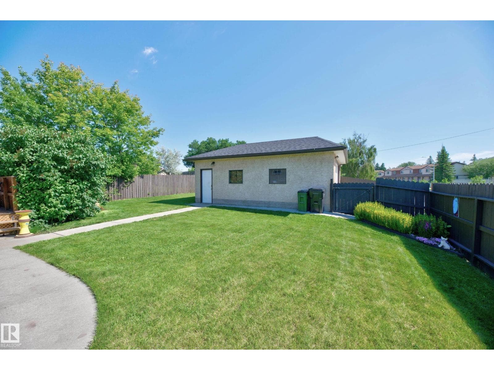 3104 138 AV NW — photo 5