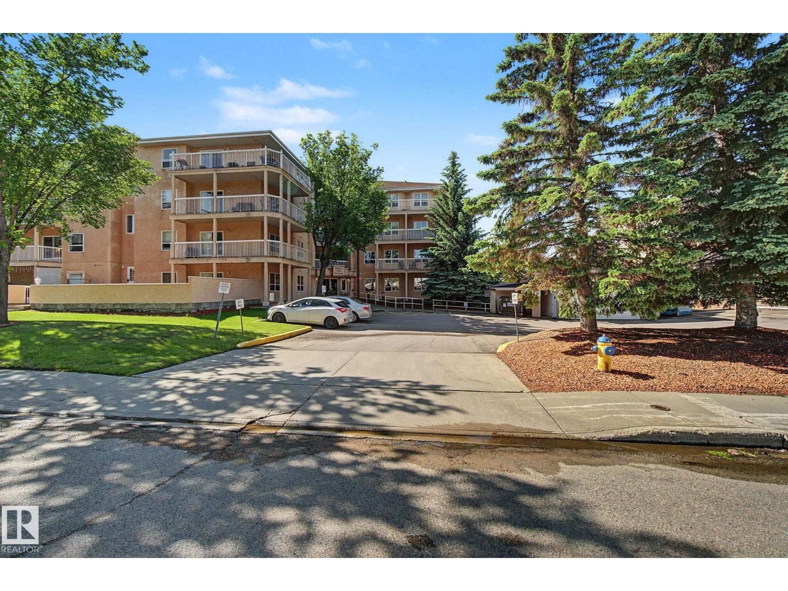 #105 17511 98A AV NW — photo 3