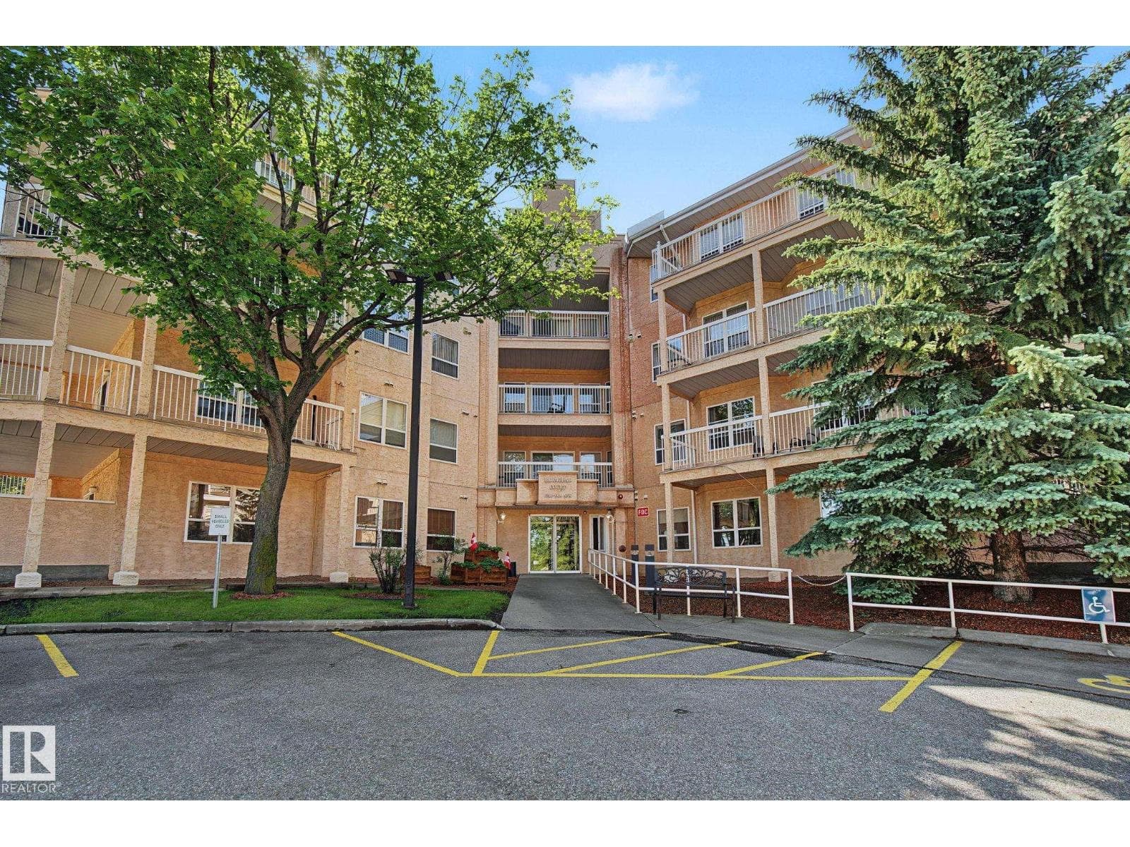 #105 17511 98A AV NW — photo 4
