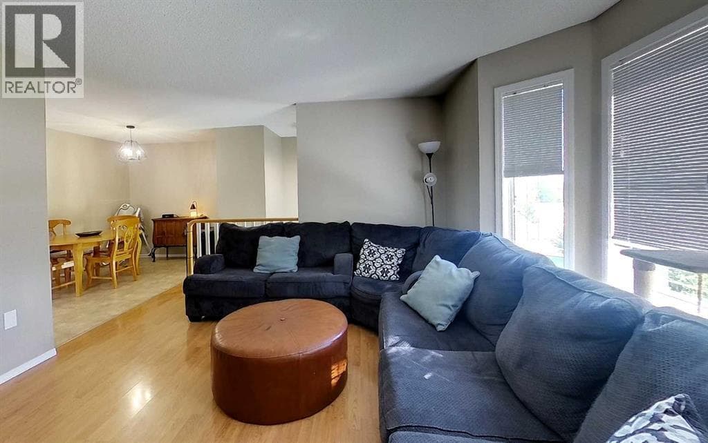 5804 12 AVE — photo 3