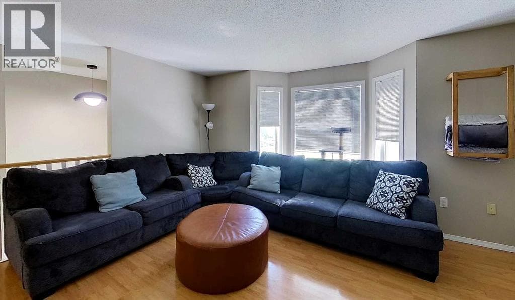 5804 12 AVE — photo 4