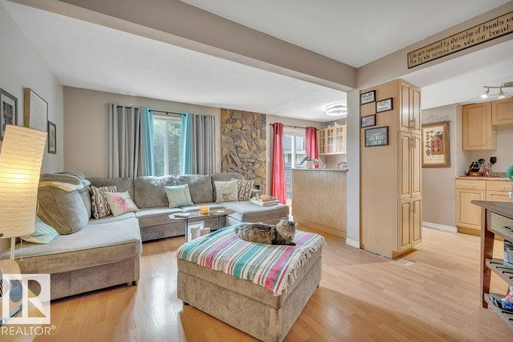 540 WILLOW CT NW — photo 5
