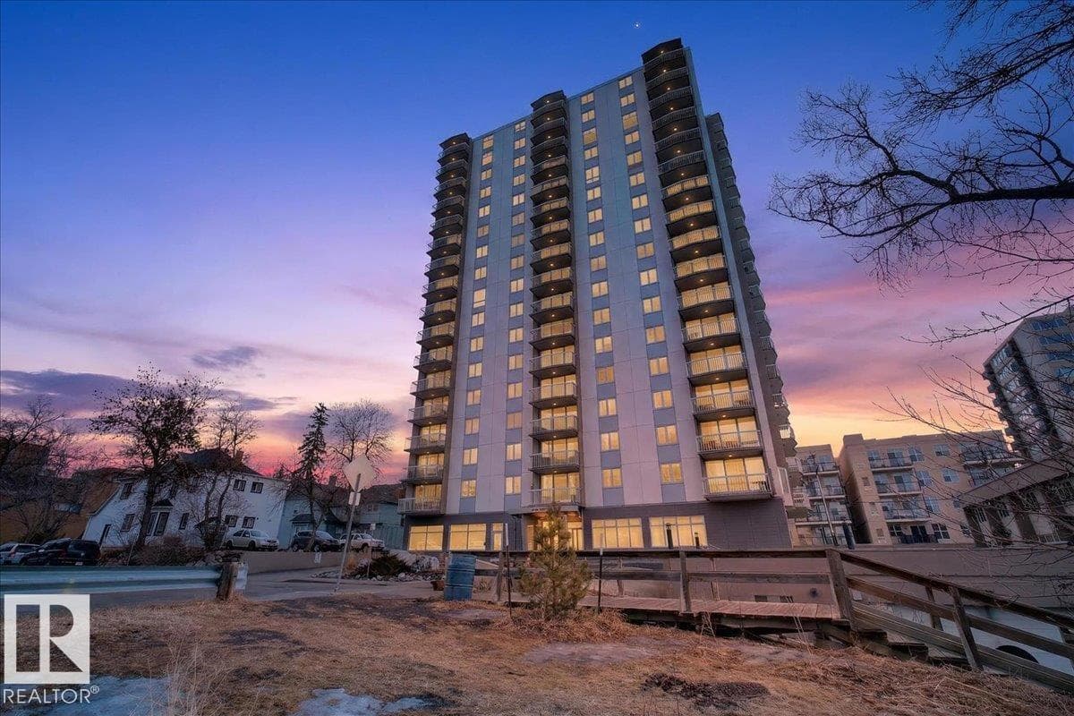 #1806 9835 113 ST NW