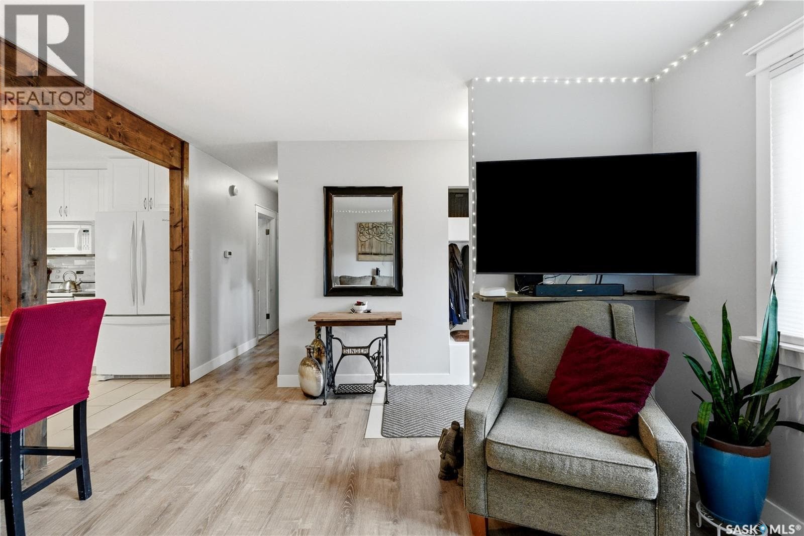 14 Stewart AVENUE — photo 5