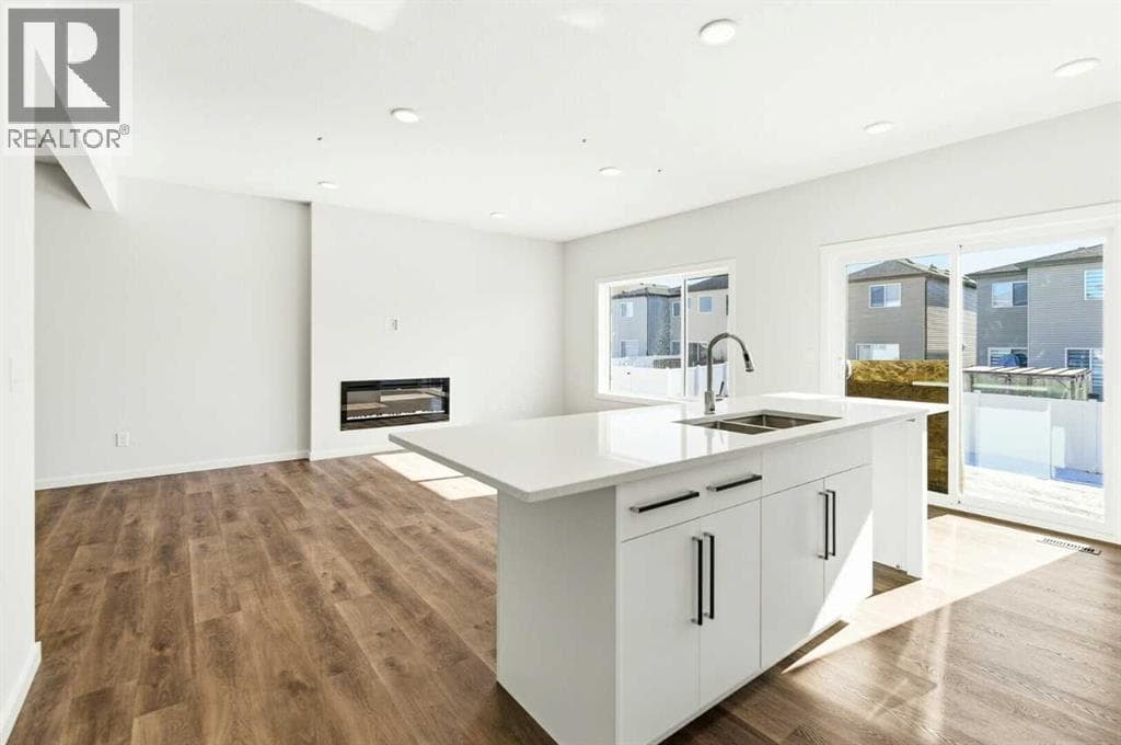 78 Linden Place — photo 4