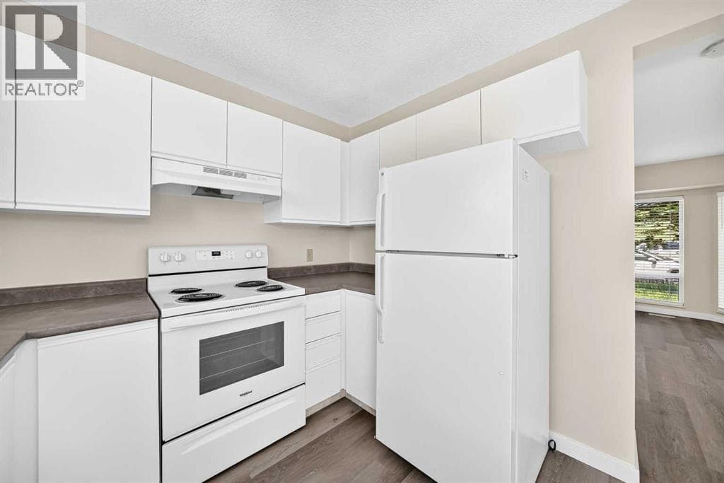 35 Martindale Court NE — photo 5