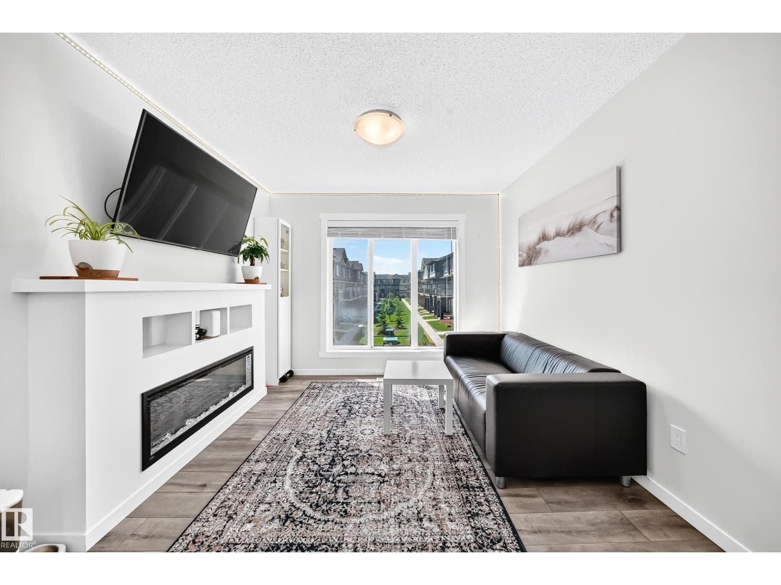 #28 28 1530 TAMARACK BV NW — photo 4