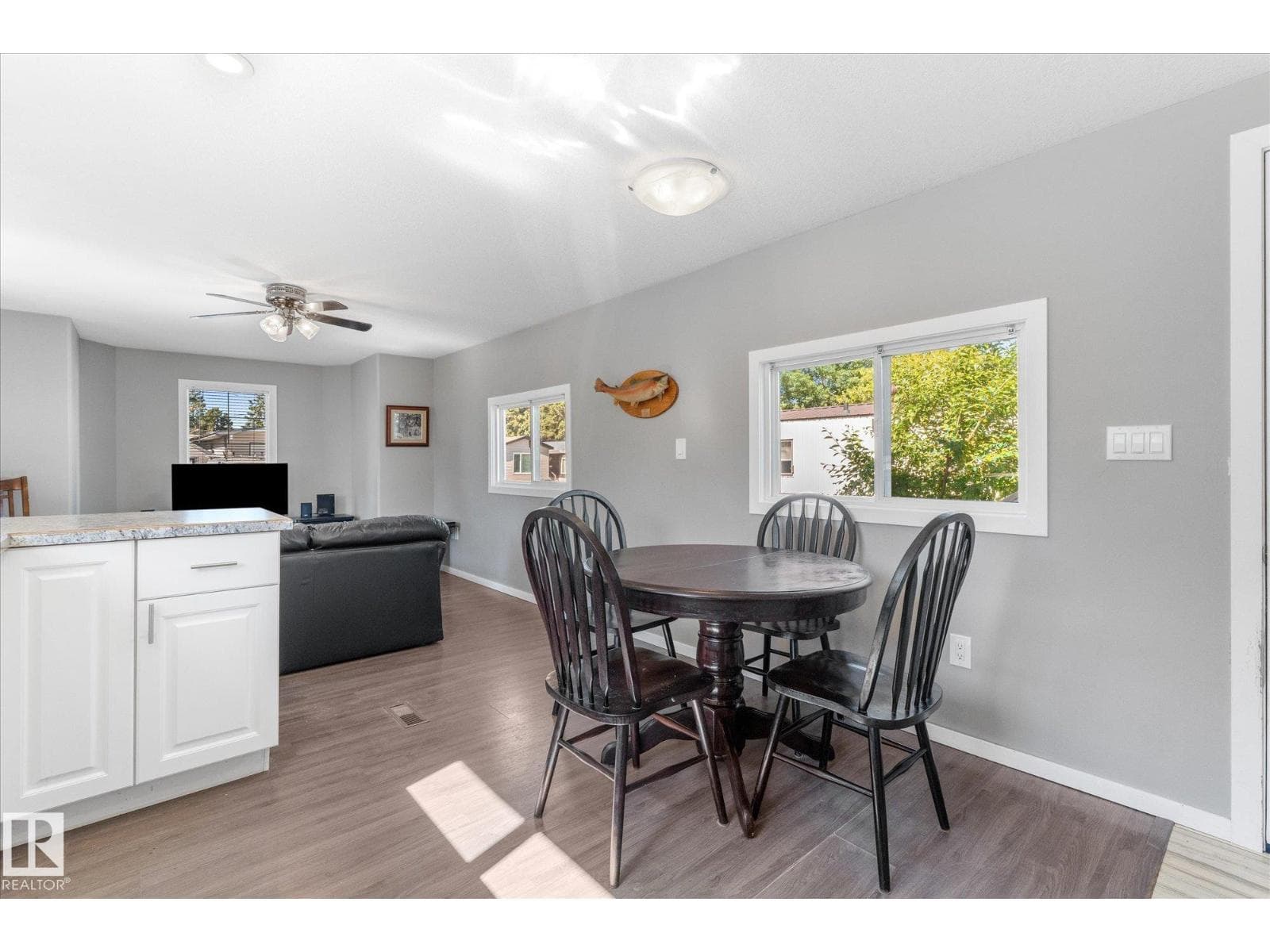 176 305 Calahoo Road — photo 3