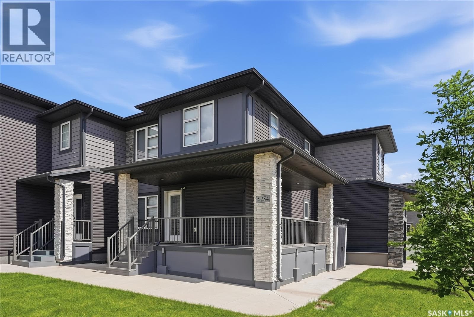 254 Brighton GATE — photo 3
