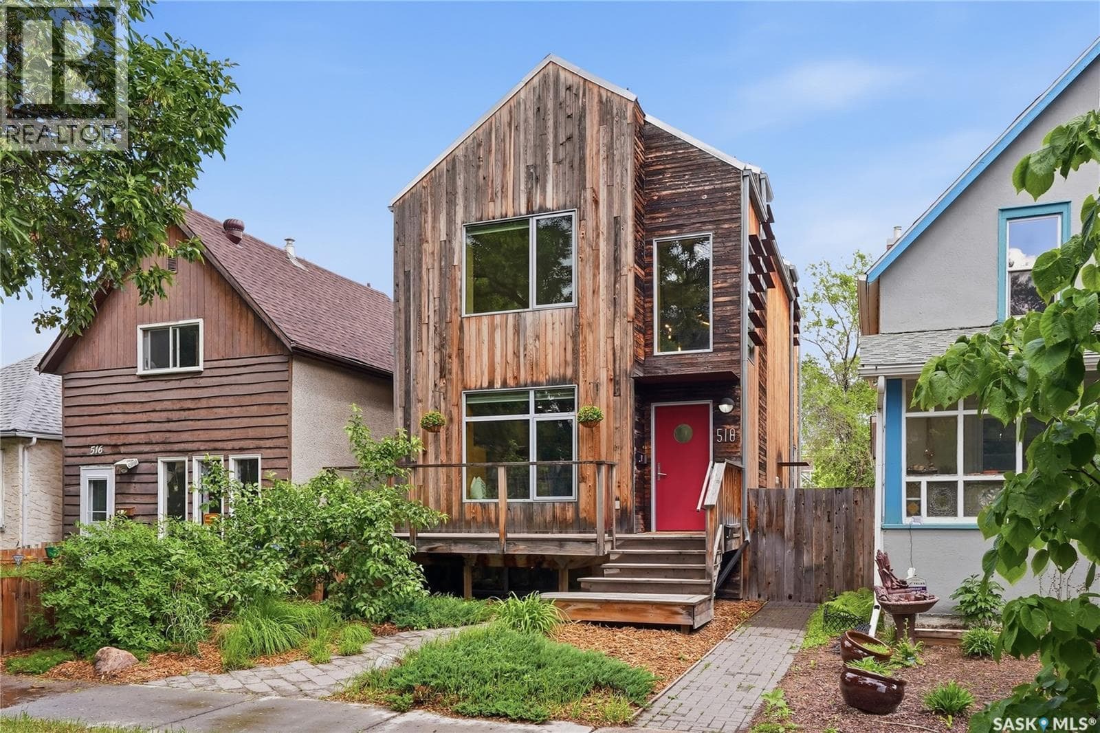 518 G AVENUE S
