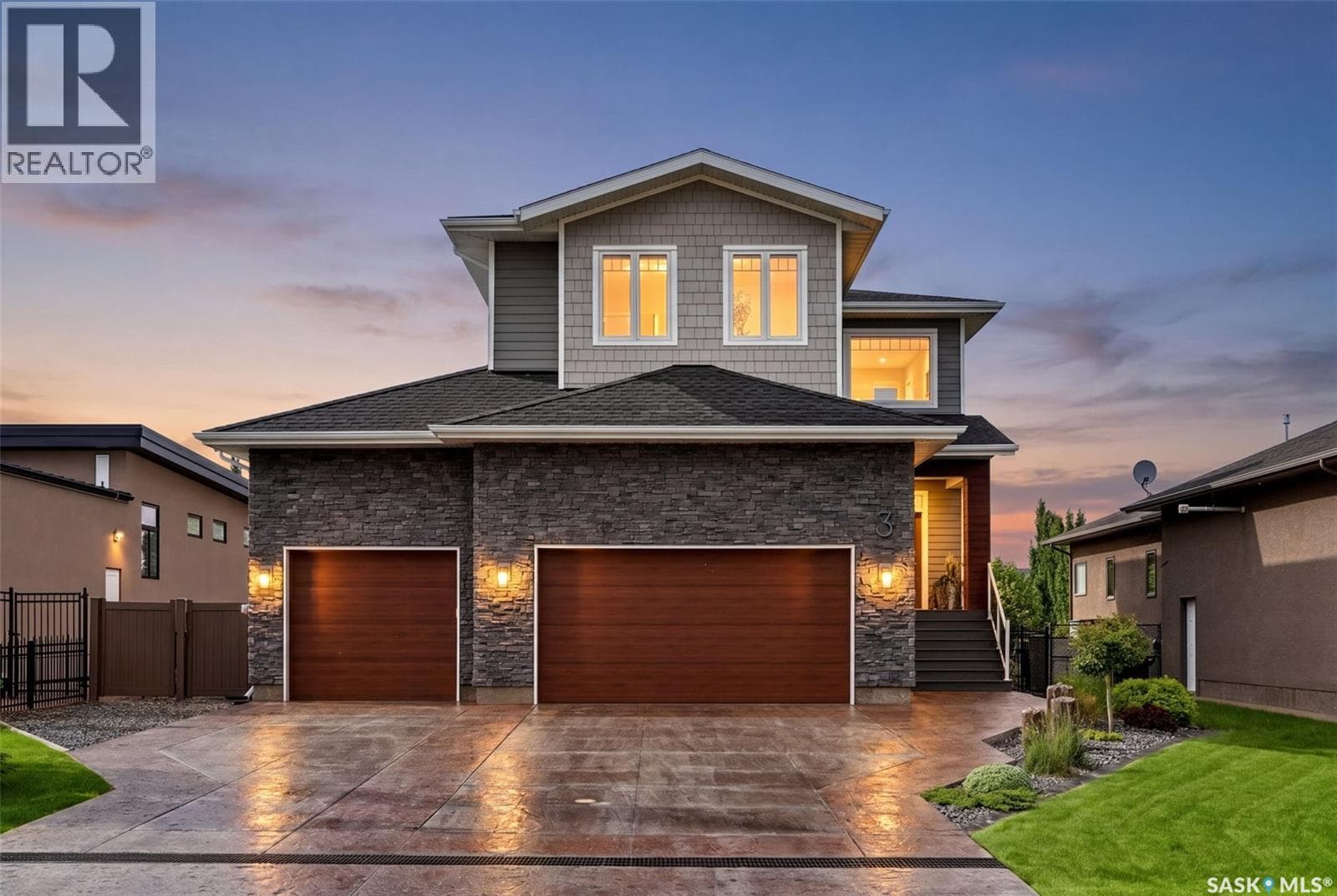 3 Oxford BAY