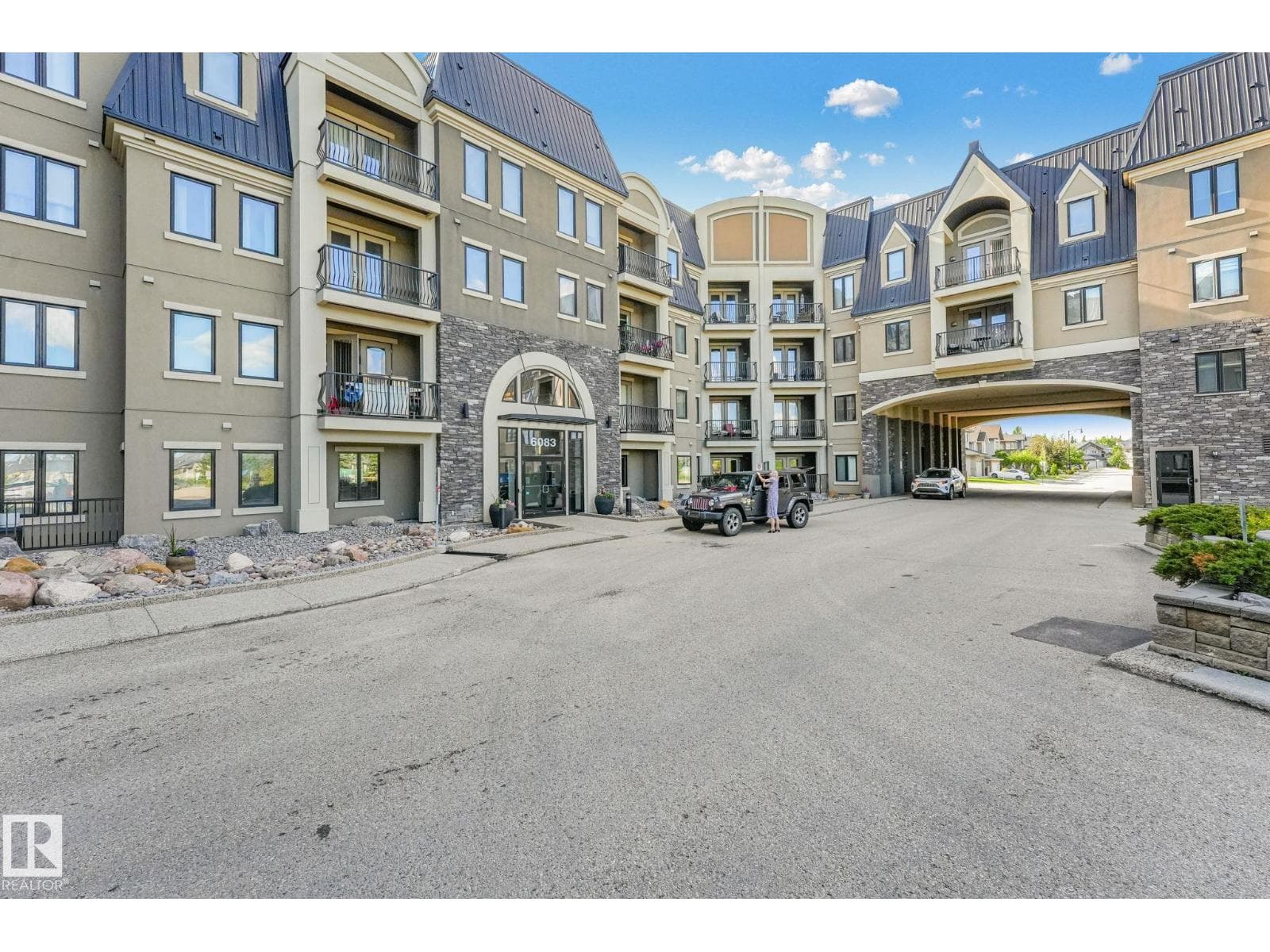 #403 6083 MAYNARD WY NW — photo 5