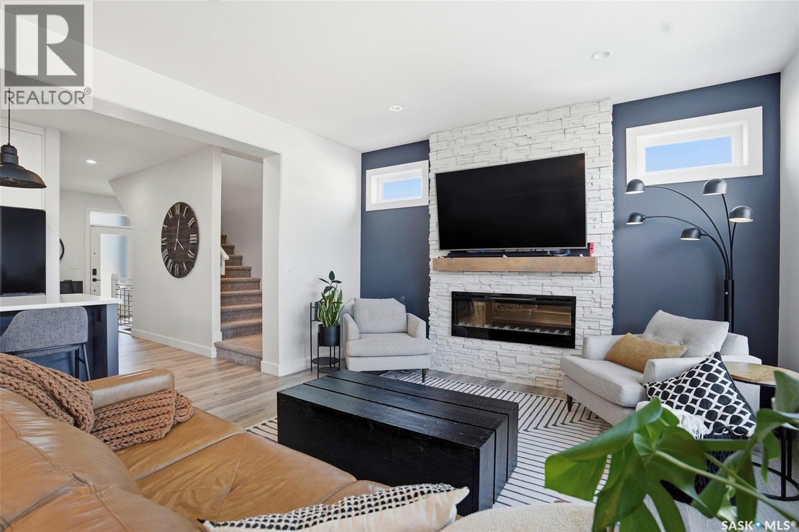 250 Skopik CRESCENT — photo 4