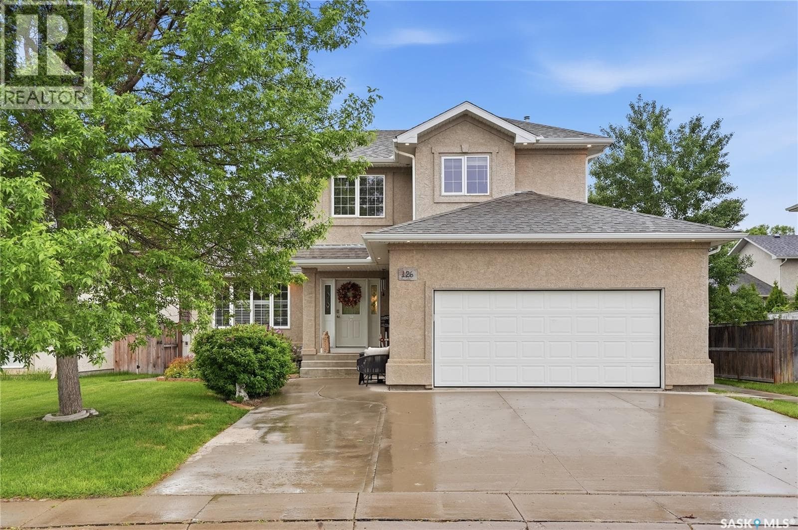 126 Beechmont CRESCENT