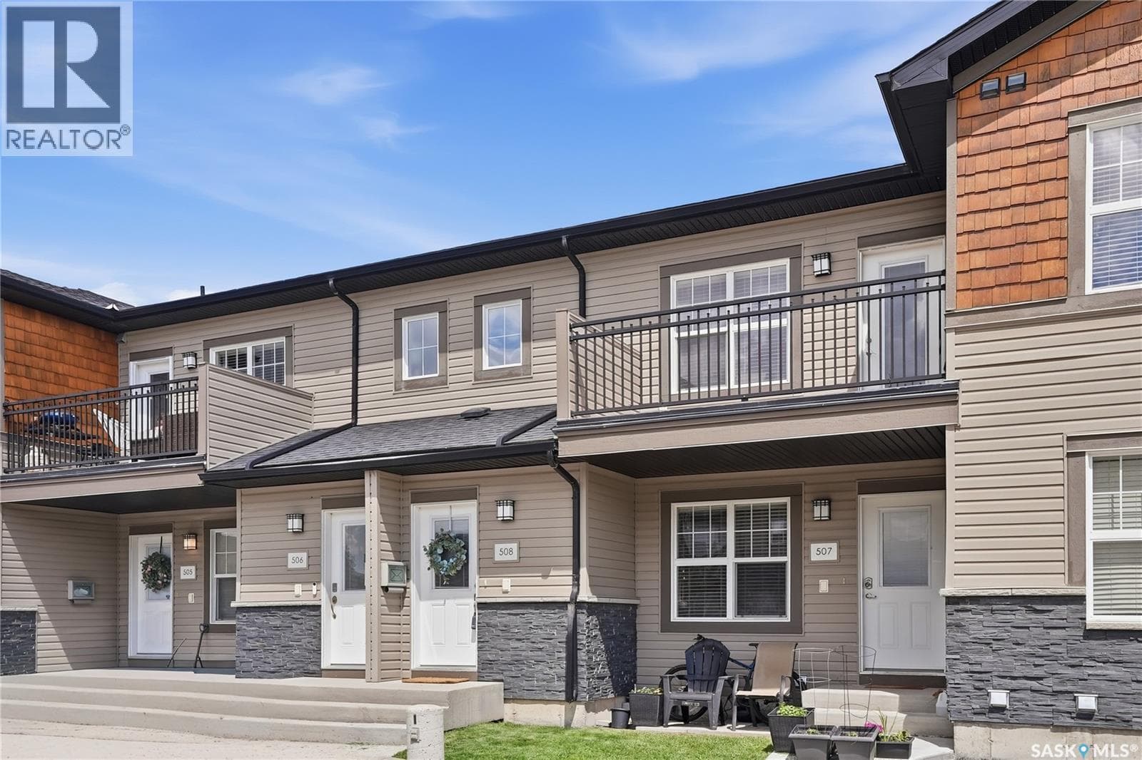 508 1015 Patrick CRESCENT — photo 3