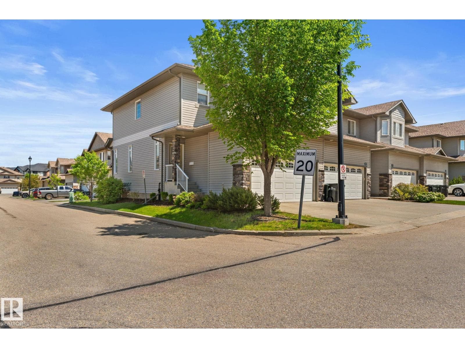 #412 41 SUMMERWOOD BV — photo 2
