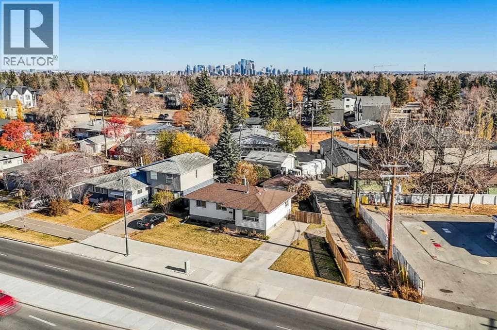 3452 37 Street SW — photo 4