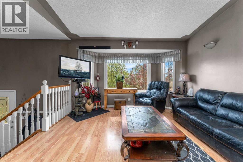 45 Durand Crescent — photo 4