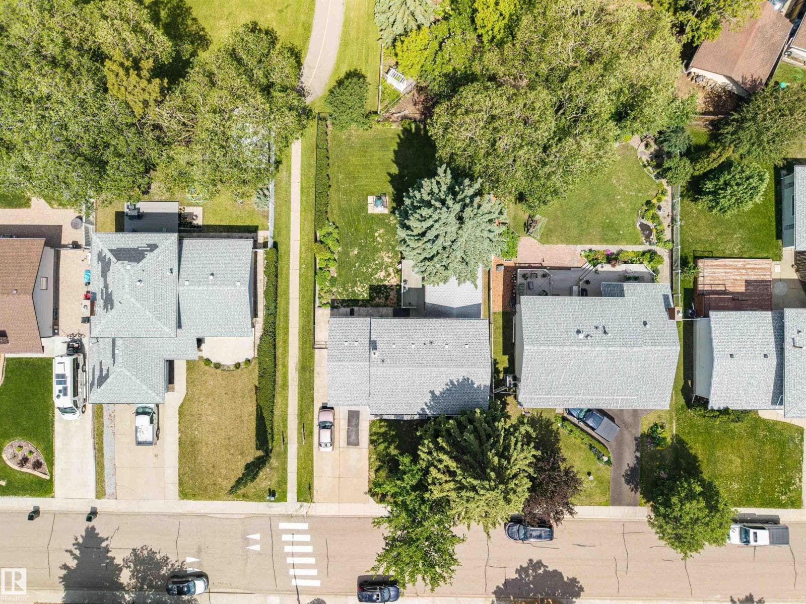 39 MANOR DR — photo 3