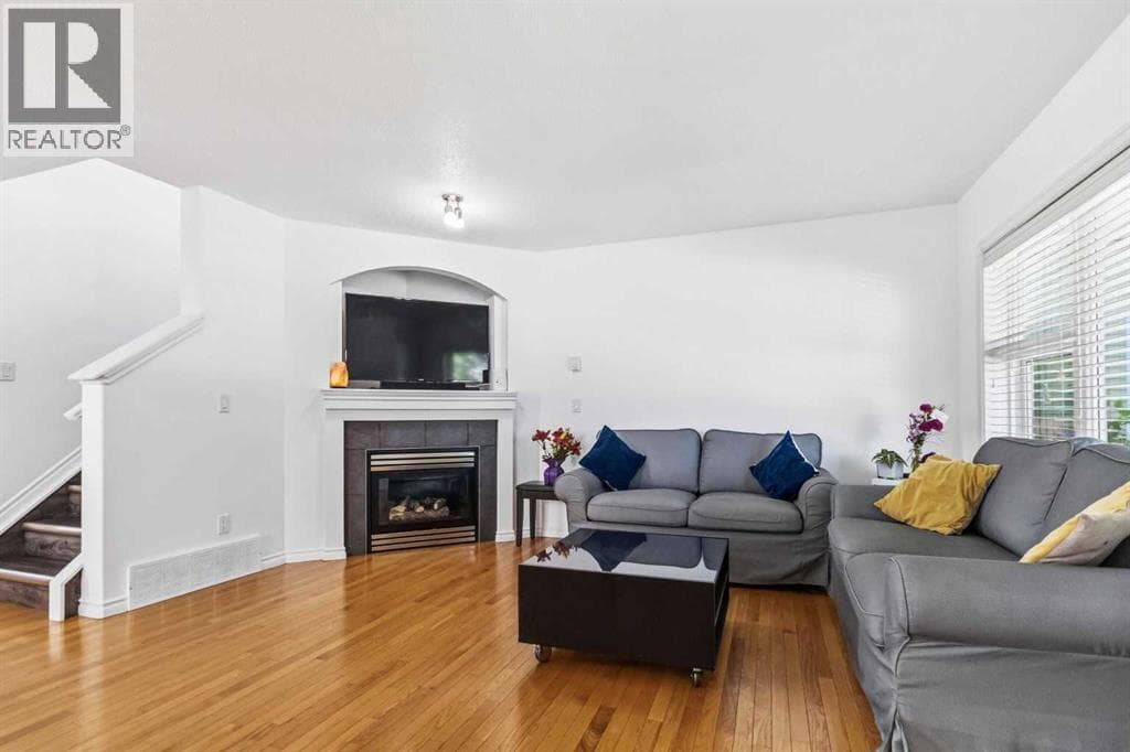 209 Grouse Way — photo 3