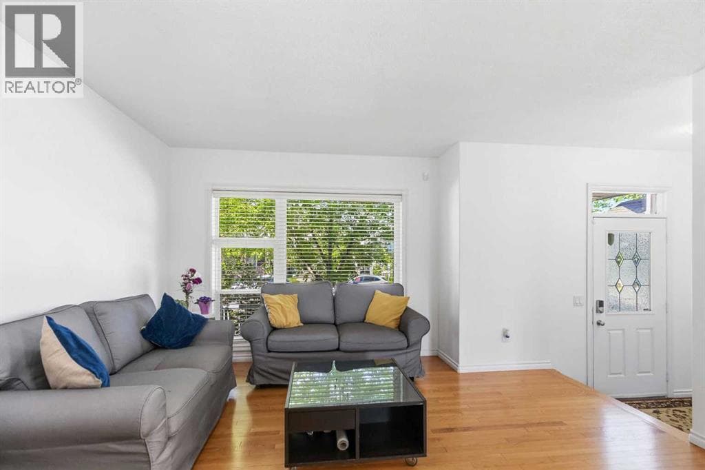 209 Grouse Way — photo 4